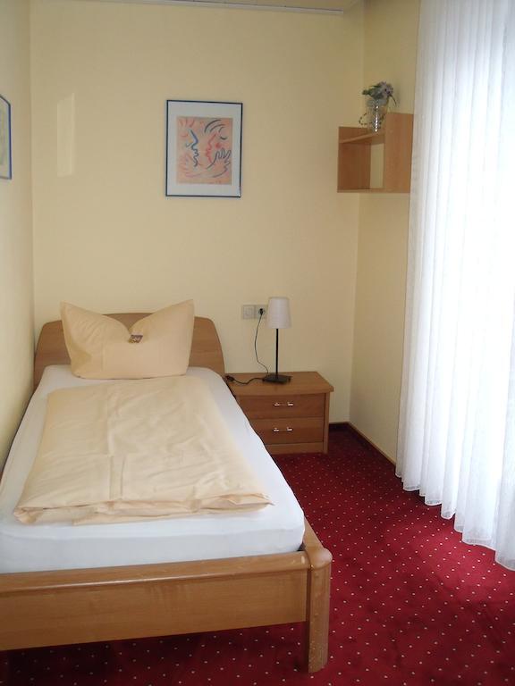Aktivpension Regenbogen Віллінген Номер фото